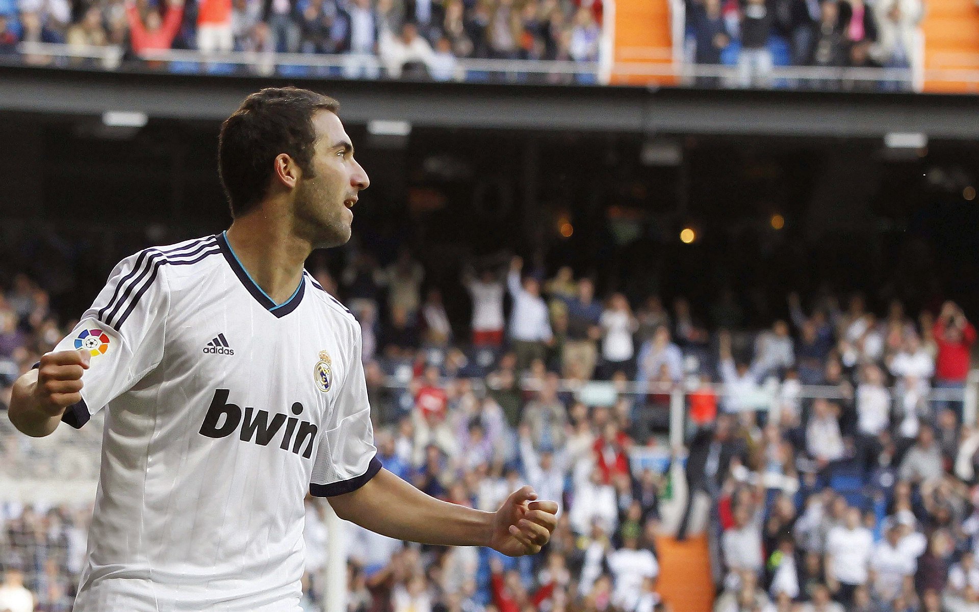 蓝桥铁闸与桑巴之痛,阿坎吉关键节点连续得分背后的切尔西制霸巴西现象